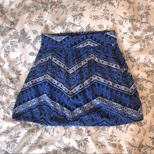 Short patterned skirt
